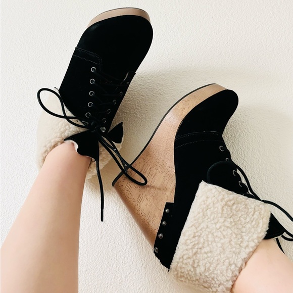 nwt y2k naughty monkey lace up sherpa wedge black suede ankle booties - Picture 3 of 8